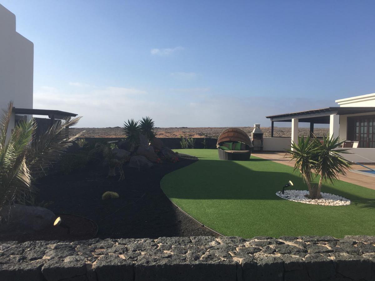 Luxury 3Bed Villa With Heated Private Pool, Full Sky And Free Wifi Playa Blanca  Luaran gambar