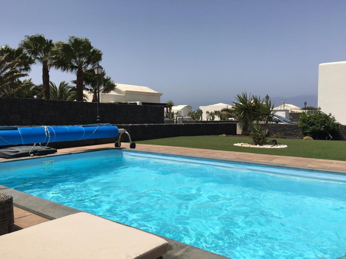 Luxury 3Bed Villa With Heated Private Pool, Full Sky And Free Wifi Playa Blanca  Luaran gambar