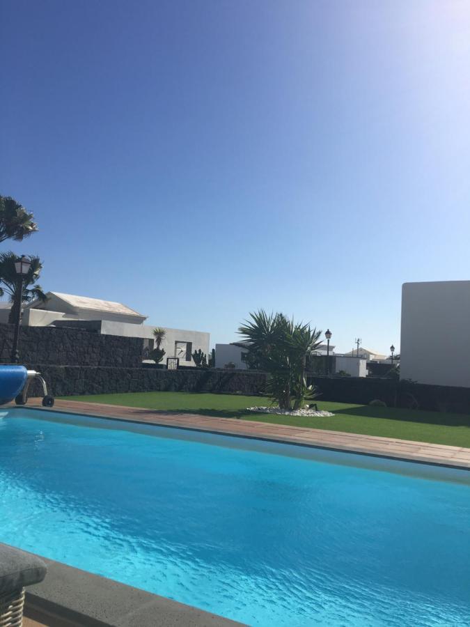 Luxury 3Bed Villa With Heated Private Pool, Full Sky And Free Wifi Playa Blanca  Luaran gambar